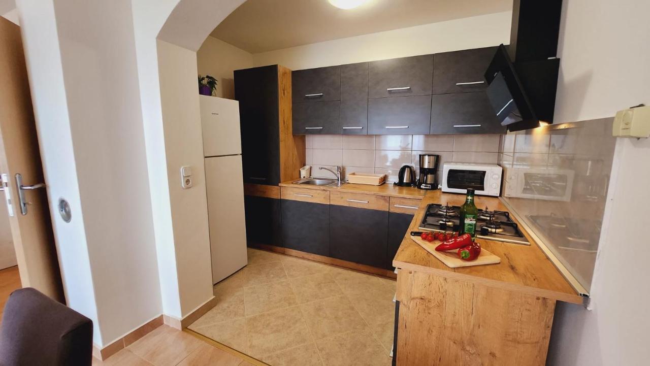 Apartments Pranjic With Pool Nova Vas  Extérieur photo