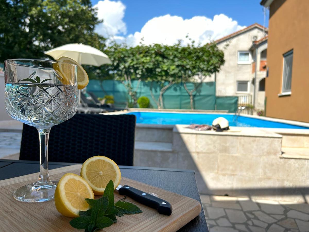 Apartments Pranjic With Pool Nova Vas  Extérieur photo