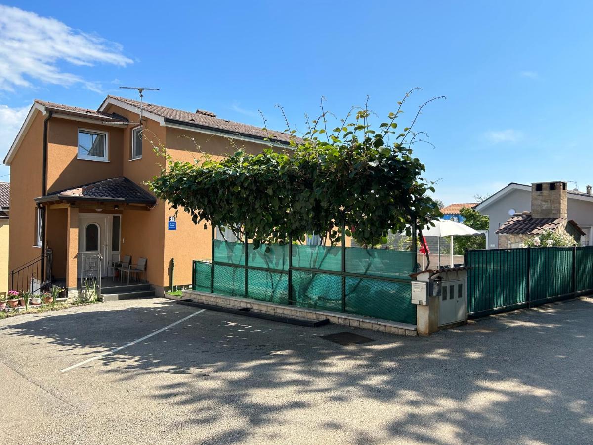 Apartments Pranjic With Pool Nova Vas  Extérieur photo